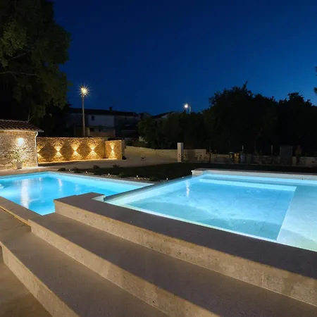 De Pucci Villa *